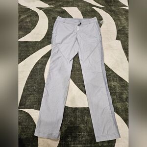 Lululemon Women's Pants size 8 Activewear Training Gym Performance Workout